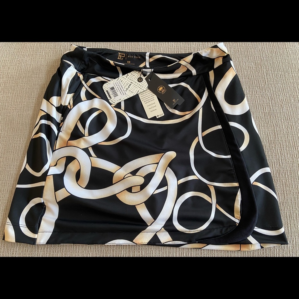 Golf EP Pro  NWT Women’s Chain Link Print 17 1/2’’ Golf Skort